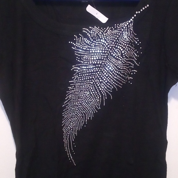 Handmade Diamond Painted Feather On Short Sleeve Black Tee - Size M - Picture 3 of 7